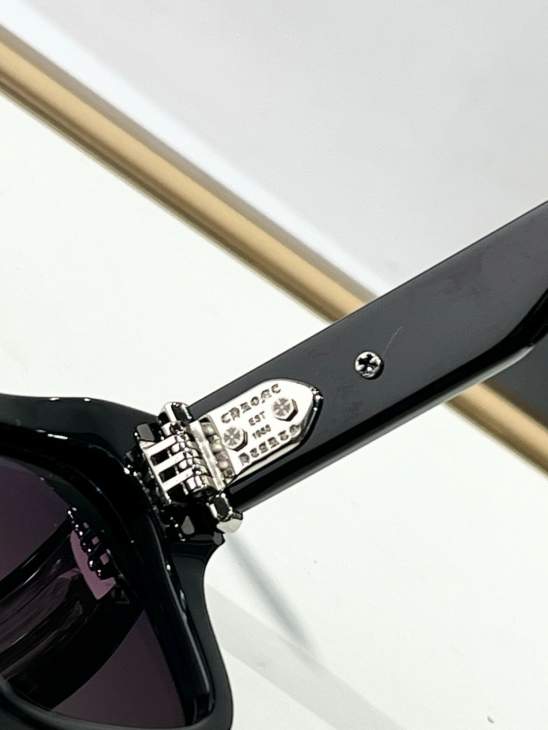 Picture of Chrome Hearts Sunglasses _SKUfw66527562fw